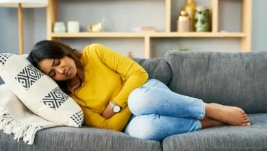 الفرق بين ألم الرحم والمبيض